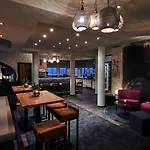 Two Timez - Boutique Zell am See