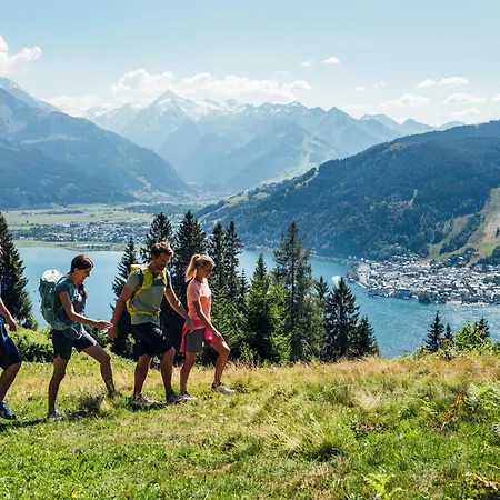 Two Timez - Boutique מלון