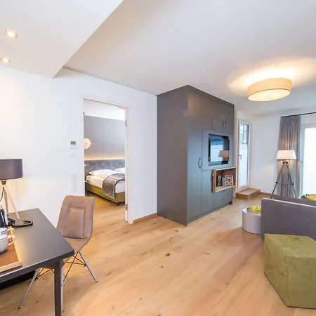 Two Timez - Boutique Zell am See