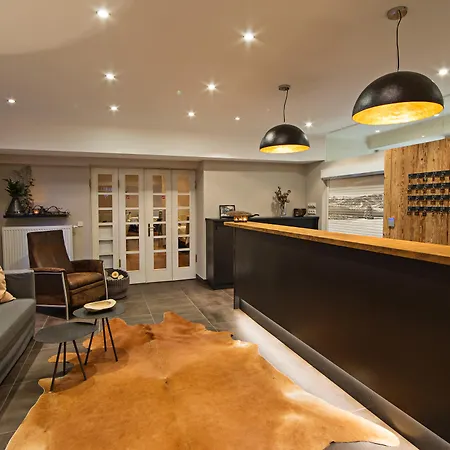 Two Timez - Boutique מלון 4*