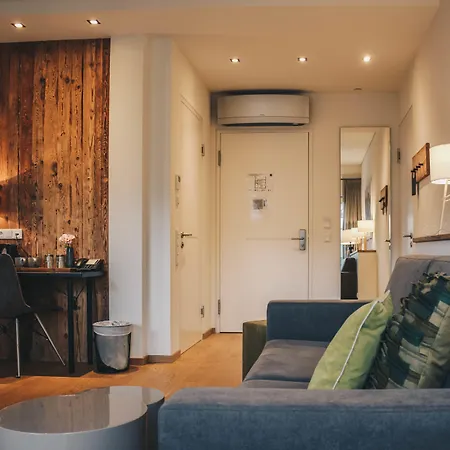 Two Timez - Boutique מלון 4*