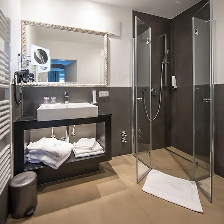 Two Timez - Boutique 4* צל-אם-זי