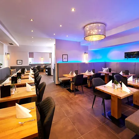 Two Timez - Boutique מלון