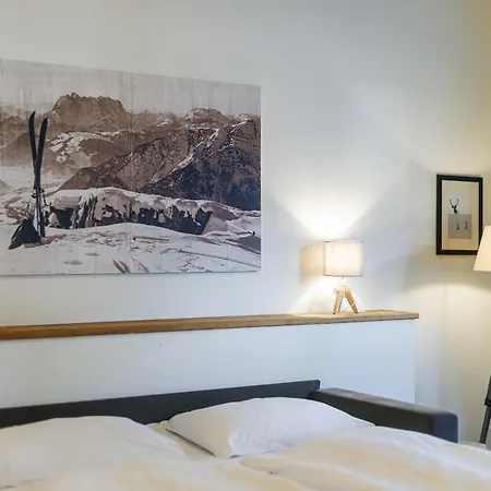 Hotel Two Timez - Boutique - With Ac
