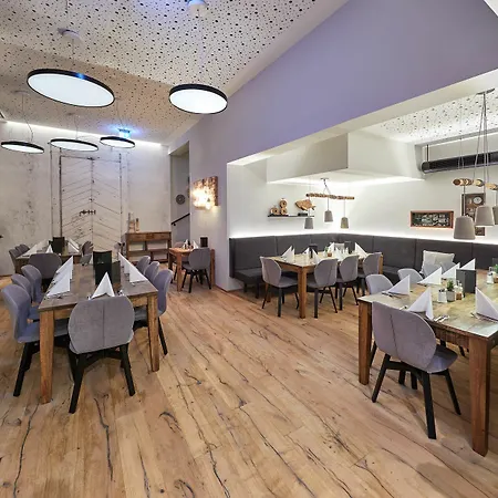 Two Timez - Boutique - With Ac Hotel Zell am See