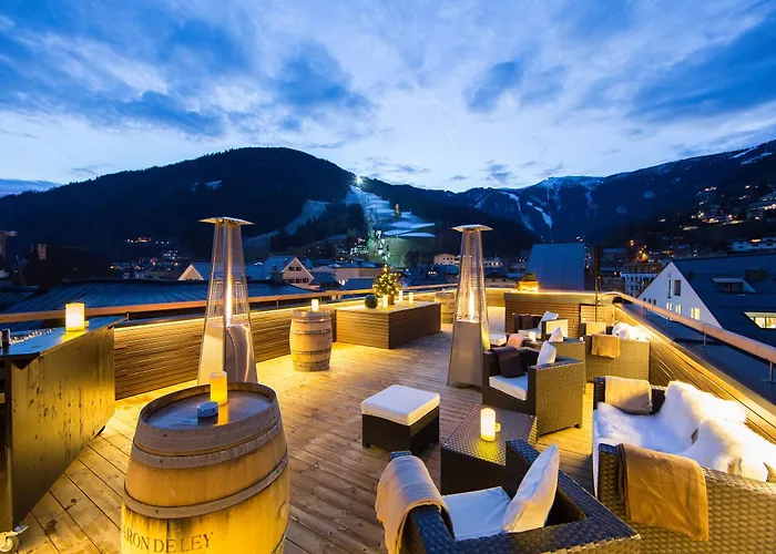 Hotel Two Timez - Boutique - With Ac