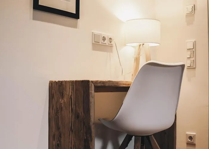 Two Timez - Boutique - With Ac 4*