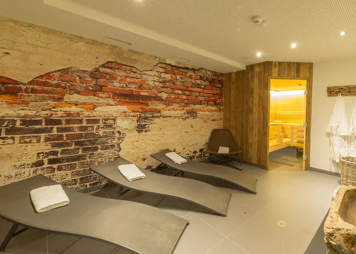 Hotel Two Timez - Boutique - With Ac 4*