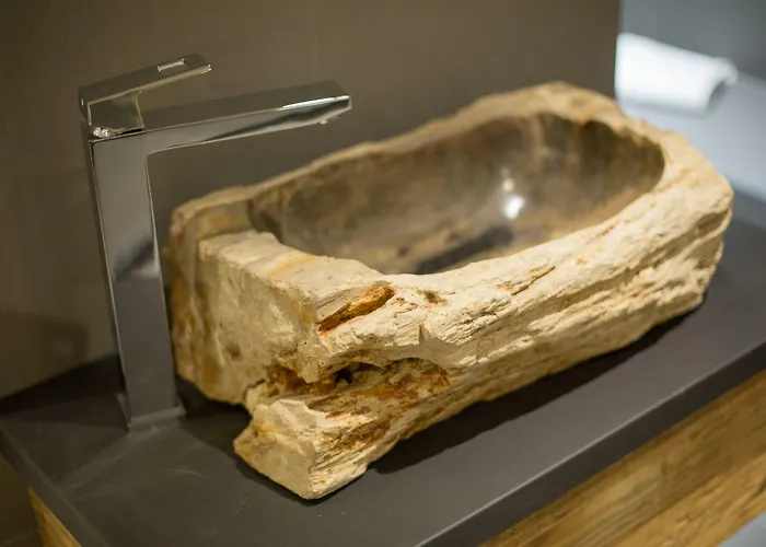 Two Timez - Boutique - With Ac Hotel 4*