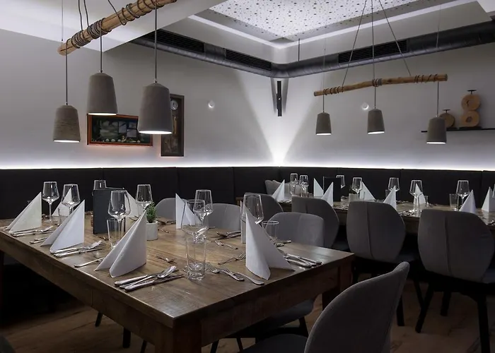 Two Timez - Boutique Szálloda 4*