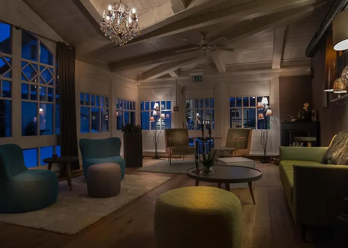 Hotel Two Timez - Boutique - With Ac