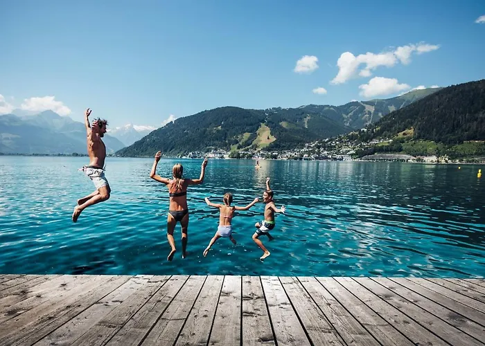 Two Timez - Boutique Hotel