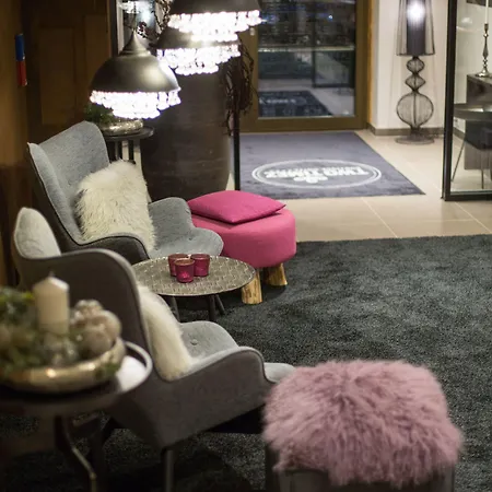 Готель Two Timez - Boutique