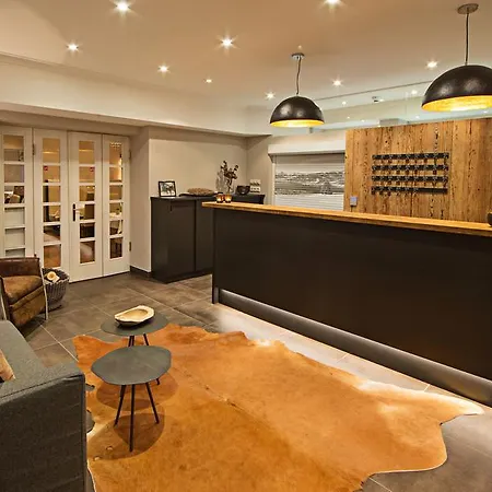 Готель Two Timez - Boutique 4*